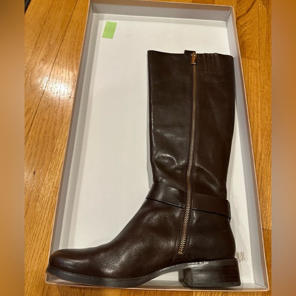 Very Gently used Michael Kors Brown Charmed riding boot size 9 1/2 - Picture 2 of 8